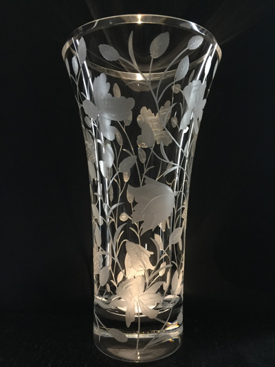 Peony Vase (Trillium Flute Style)